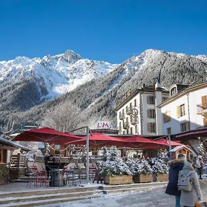 La Croix Blanche 2* Chamonix